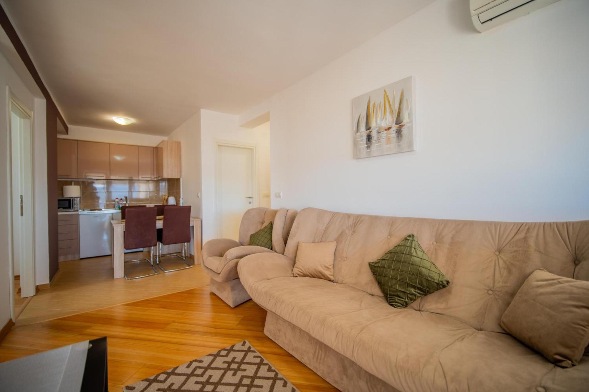 Apartman Centar Tivat Exteriör bild