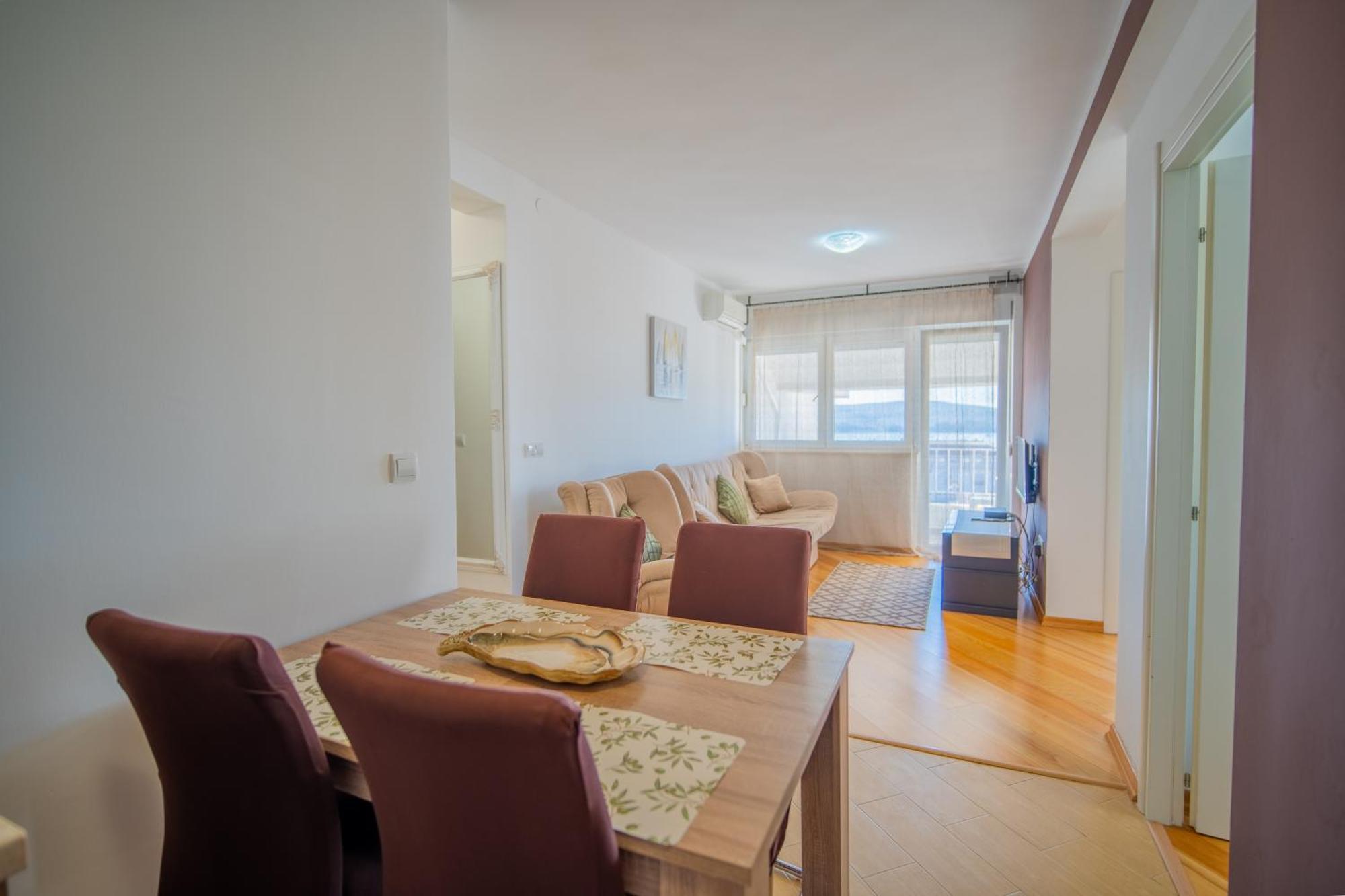 Apartman Centar Tivat Exteriör bild